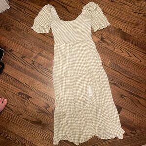 Green gingham puffy sleeve Abercrombie dress! Size small!